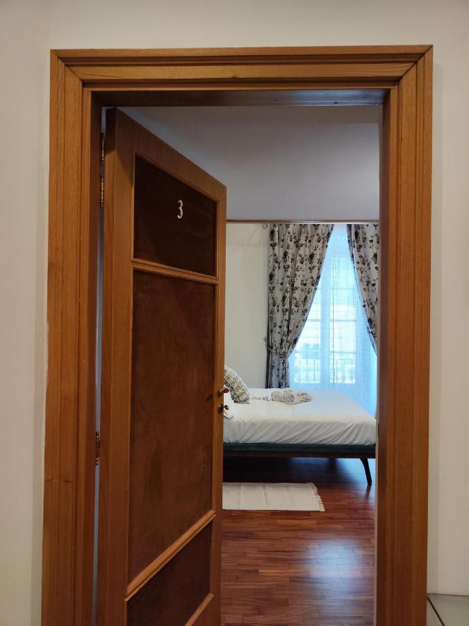 Palazzo Il Convento Luxury Umberto I Bed & Breakfast Napoli Bagian luar foto