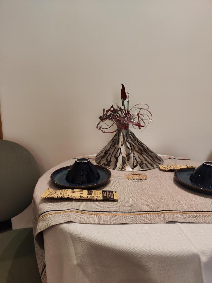 Palazzo Il Convento Luxury Umberto I Bed & Breakfast Napoli Bagian luar foto