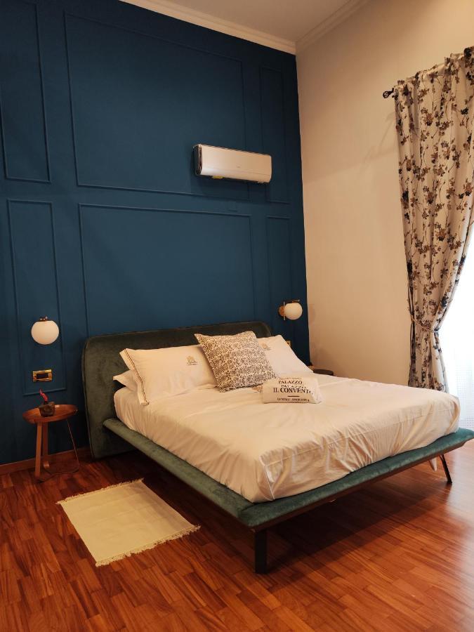 Palazzo Il Convento Luxury Umberto I Bed & Breakfast Napoli Bagian luar foto