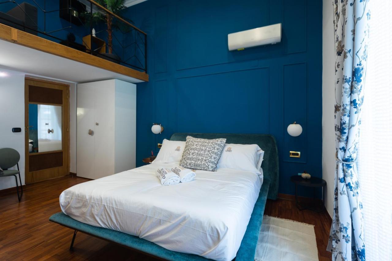 Palazzo Il Convento Luxury Umberto I Bed & Breakfast Napoli Bagian luar foto