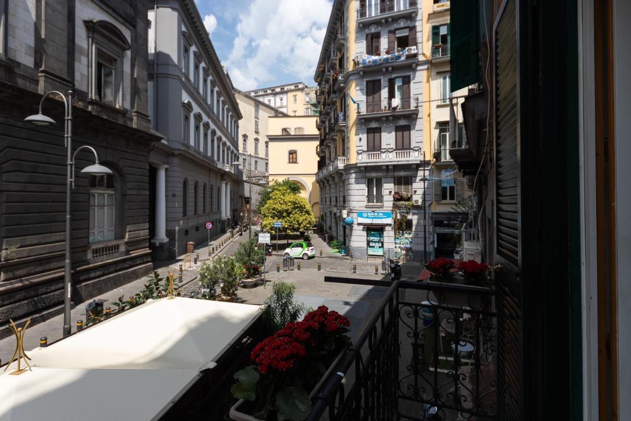 Palazzo Il Convento Luxury Umberto I Bed & Breakfast Napoli Bagian luar foto