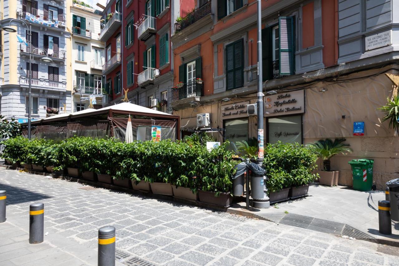 Palazzo Il Convento Luxury Umberto I Bed & Breakfast Napoli Bagian luar foto